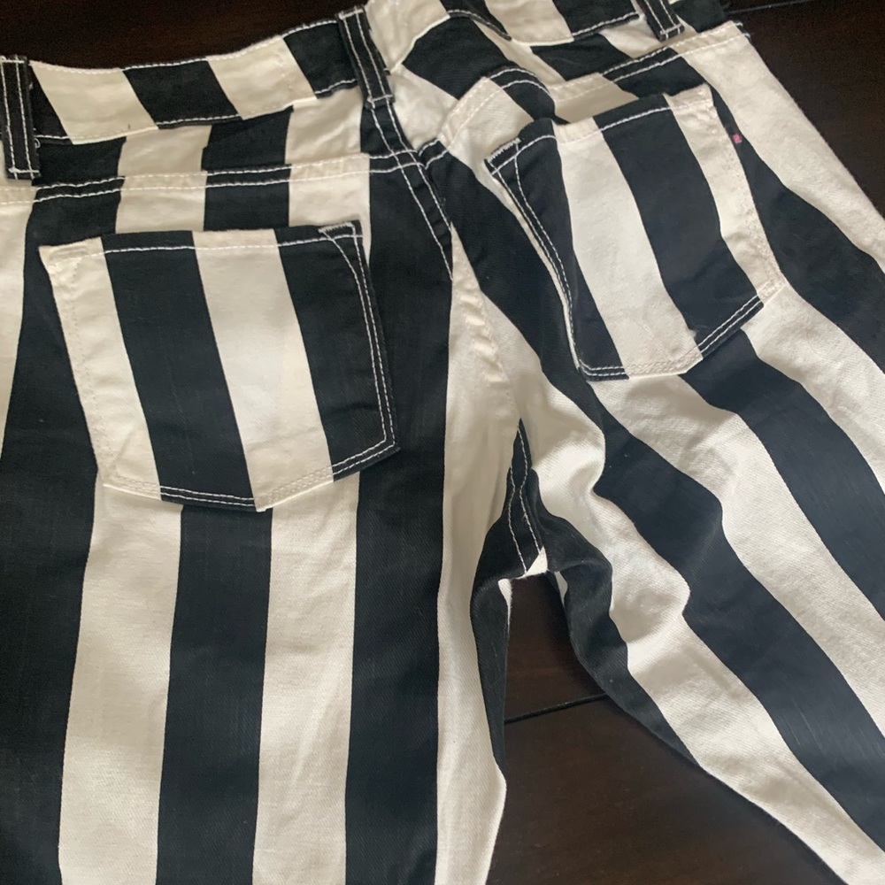 Black and White Striped Jeans - Picture 6 of 6